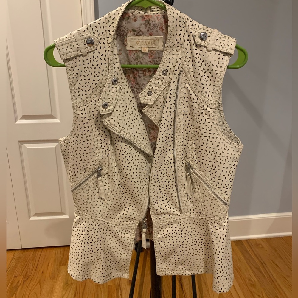 Guess Medium Faux Leather vest beige